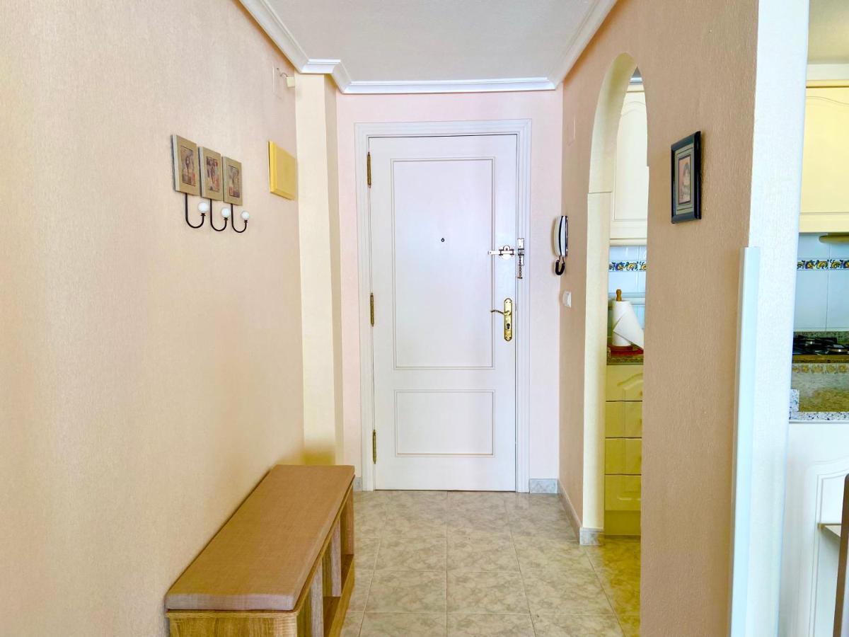 Beautiful Apartment Near Playa De Los Locos Torrevieja Exterior foto